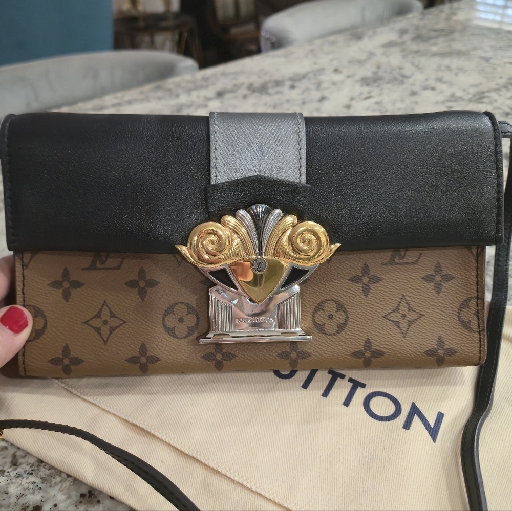 Louis Vuitton Monogram Reverse Column Pochette Cr… - image 1